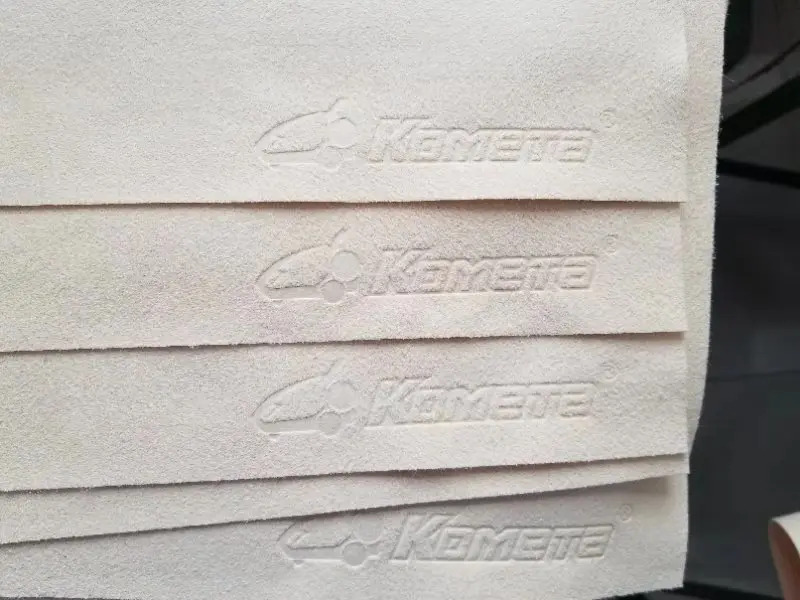 Искусственная замша, 38х55, PVM, 300 gsm, желтая, с логотипом, в упаковке